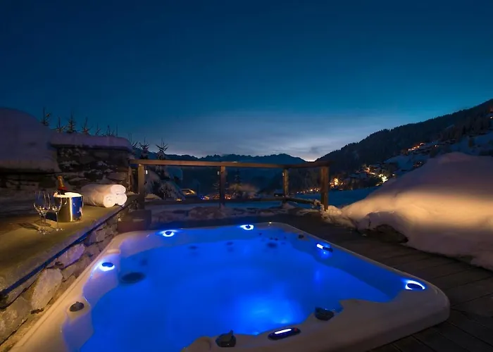 With Hot Tub And Stunning Views Бань