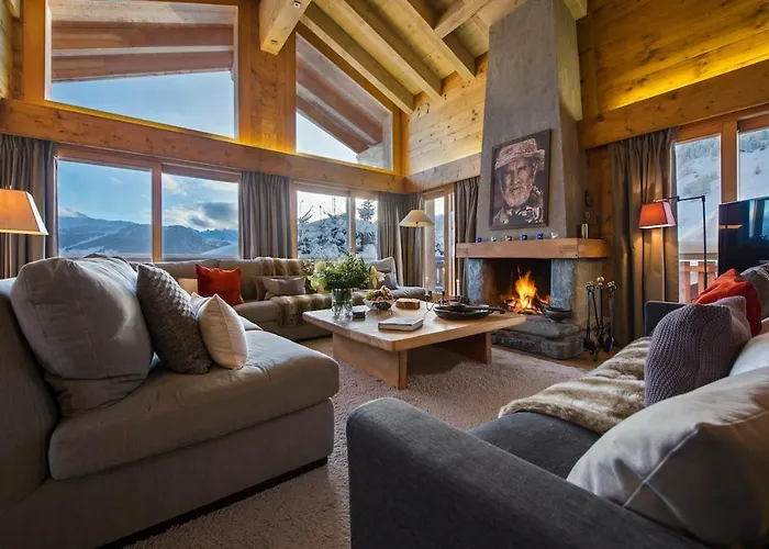 Вилла With Hot Tub And Stunning Views