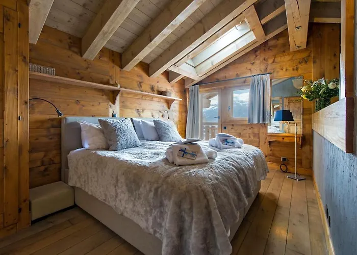 With Hot Tub And Stunning Views Вилла Бань