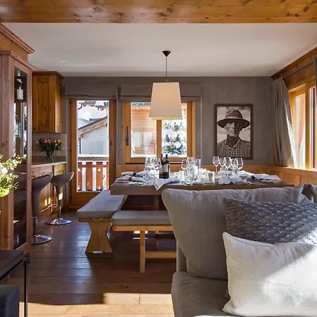 With Hot Tub And Stunning Views *