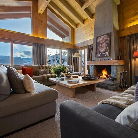 Villa With Hot Tub And Stunning Views