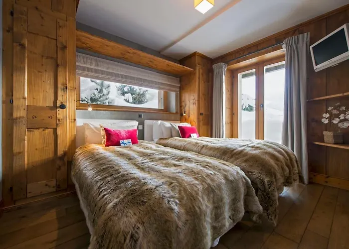 With Hot Tub And Stunning Views *