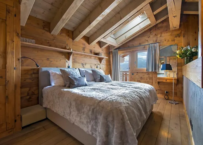 With Hot Tub And Stunning Views Bagnes